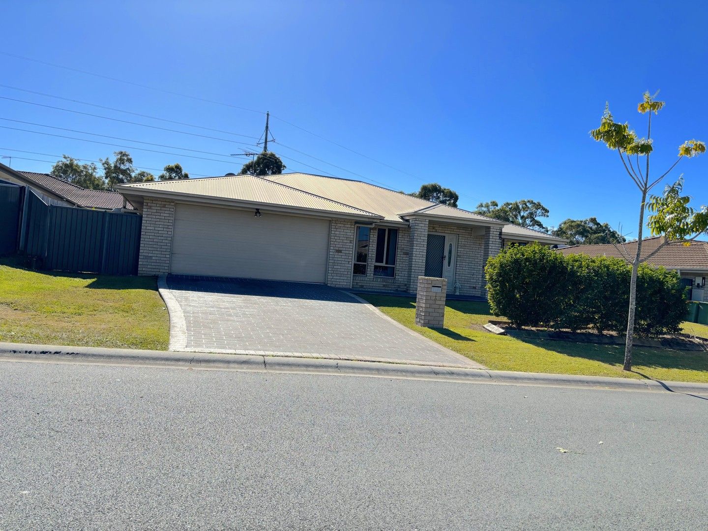 4 Freshfield Street, Berrinba QLD 4117 Domain