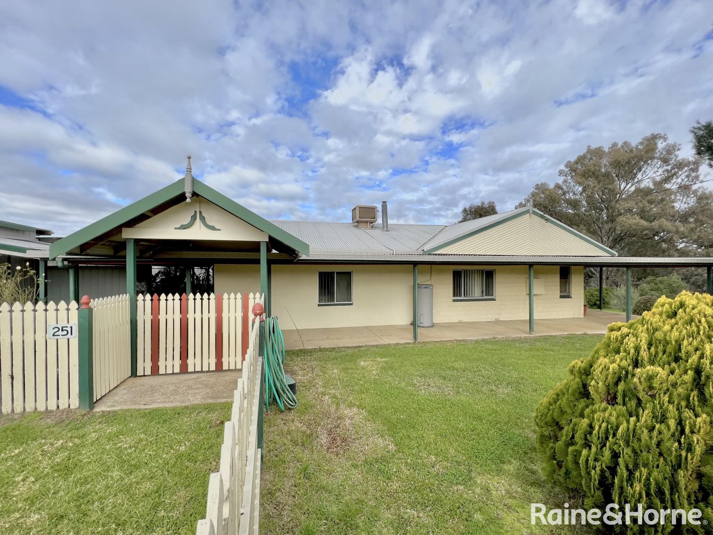 233 Scenic Road, Young NSW 2594, Image 1