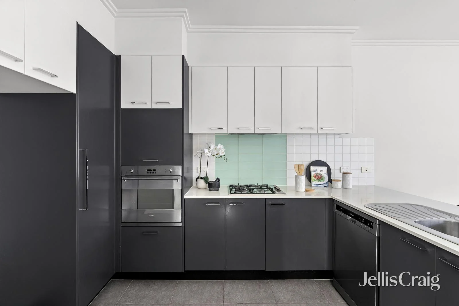 Additional image 7 of 93 Parkville Avenue, Parkville VIC 3052