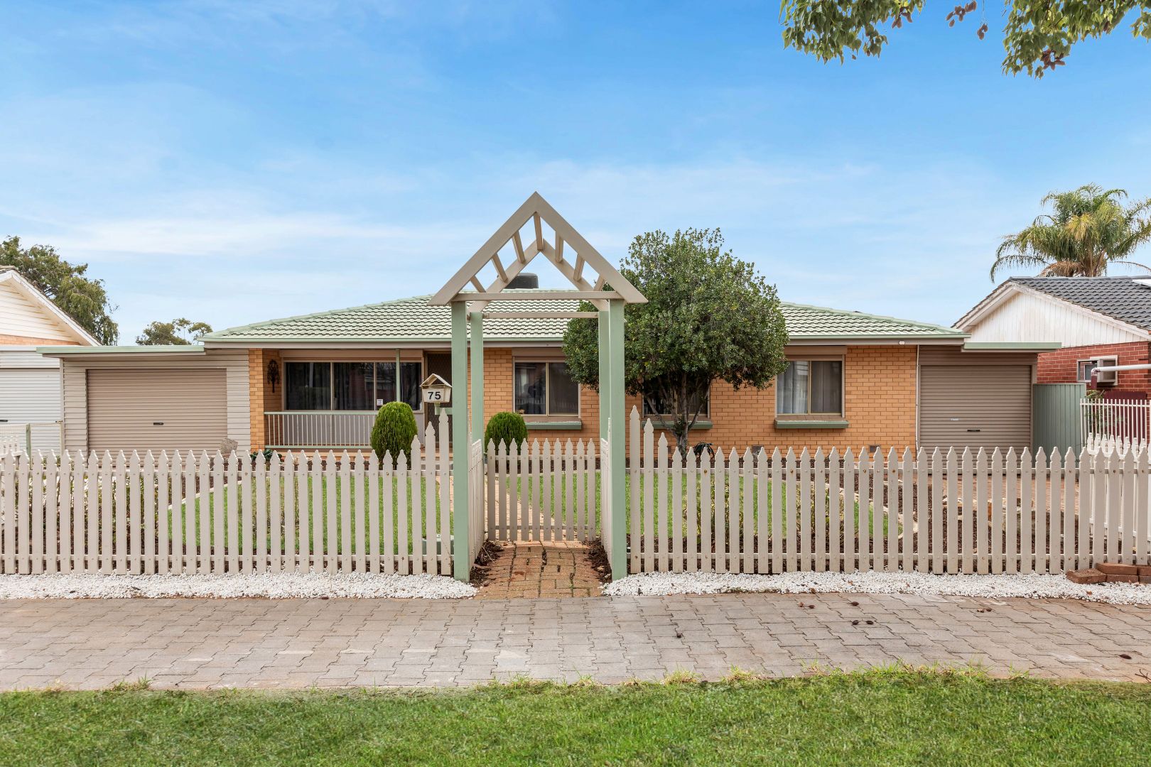 75 Hamblynn Road, Elizabeth Downs SA 5113, Image 1