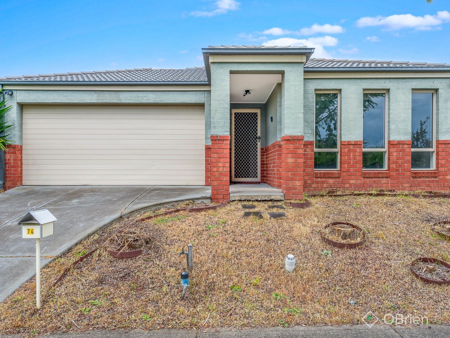 4 bedrooms House in 74 Hatchlands Drive DEER PARK VIC, 3023