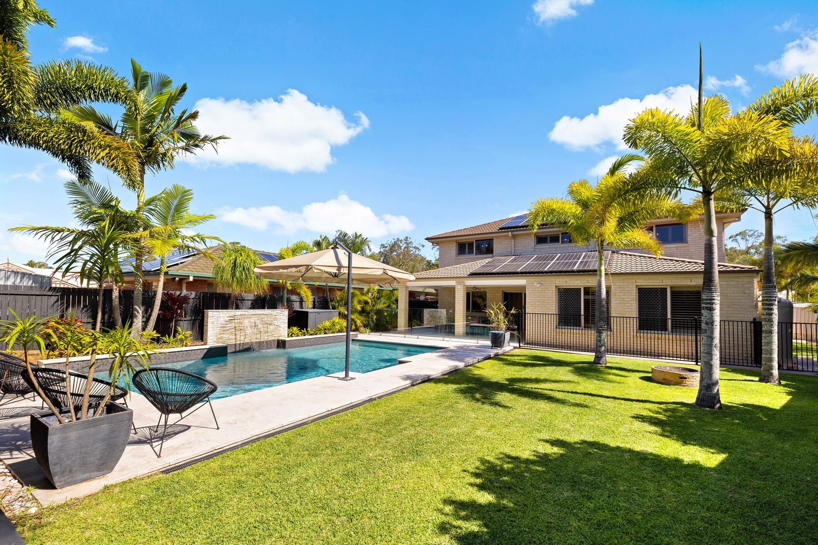 4 Coventry Court, KippaRing Property History & Address Research Domain