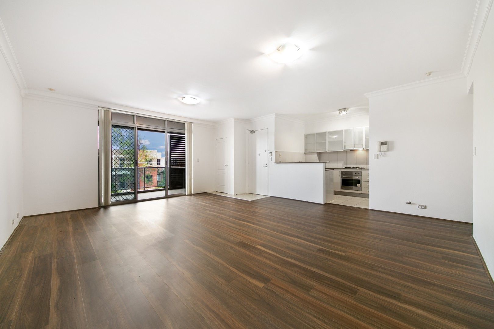 2 bedrooms Apartment / Unit / Flat in 28/142 Bridge Road WESTMEAD NSW, 2145
