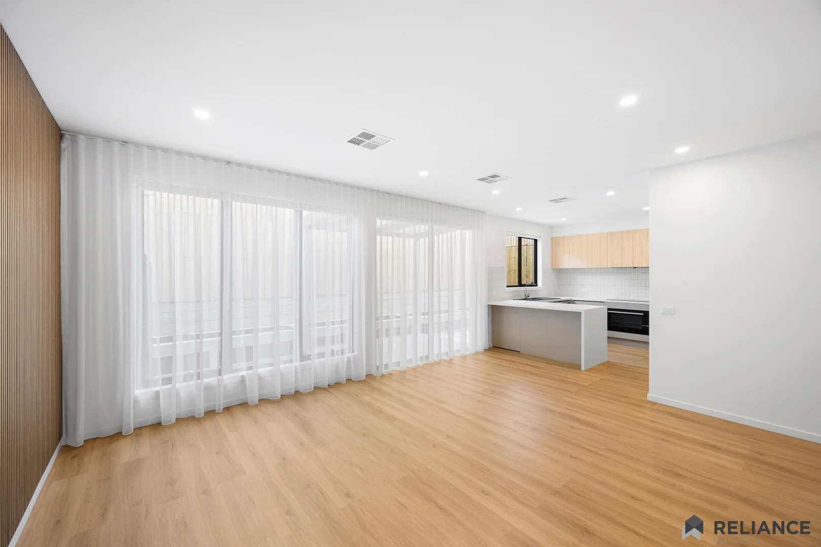 Additional image 5 of 33 Mullins Way, Sunbury VIC 3429