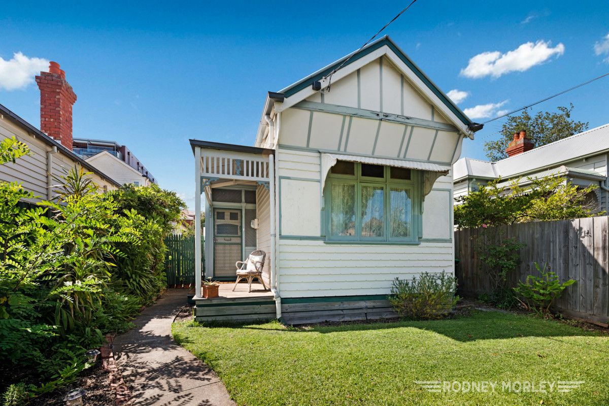 3 bedrooms House in 19 Hawthorn Avenue CAULFIELD NORTH VIC, 3161