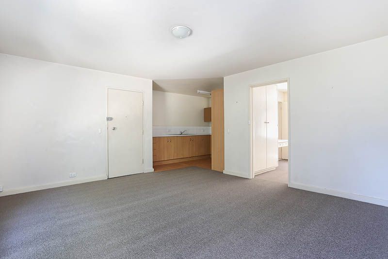 1 bedrooms Apartment / Unit / Flat in 9/42 Creswick Street HAWTHORN VIC, 3122