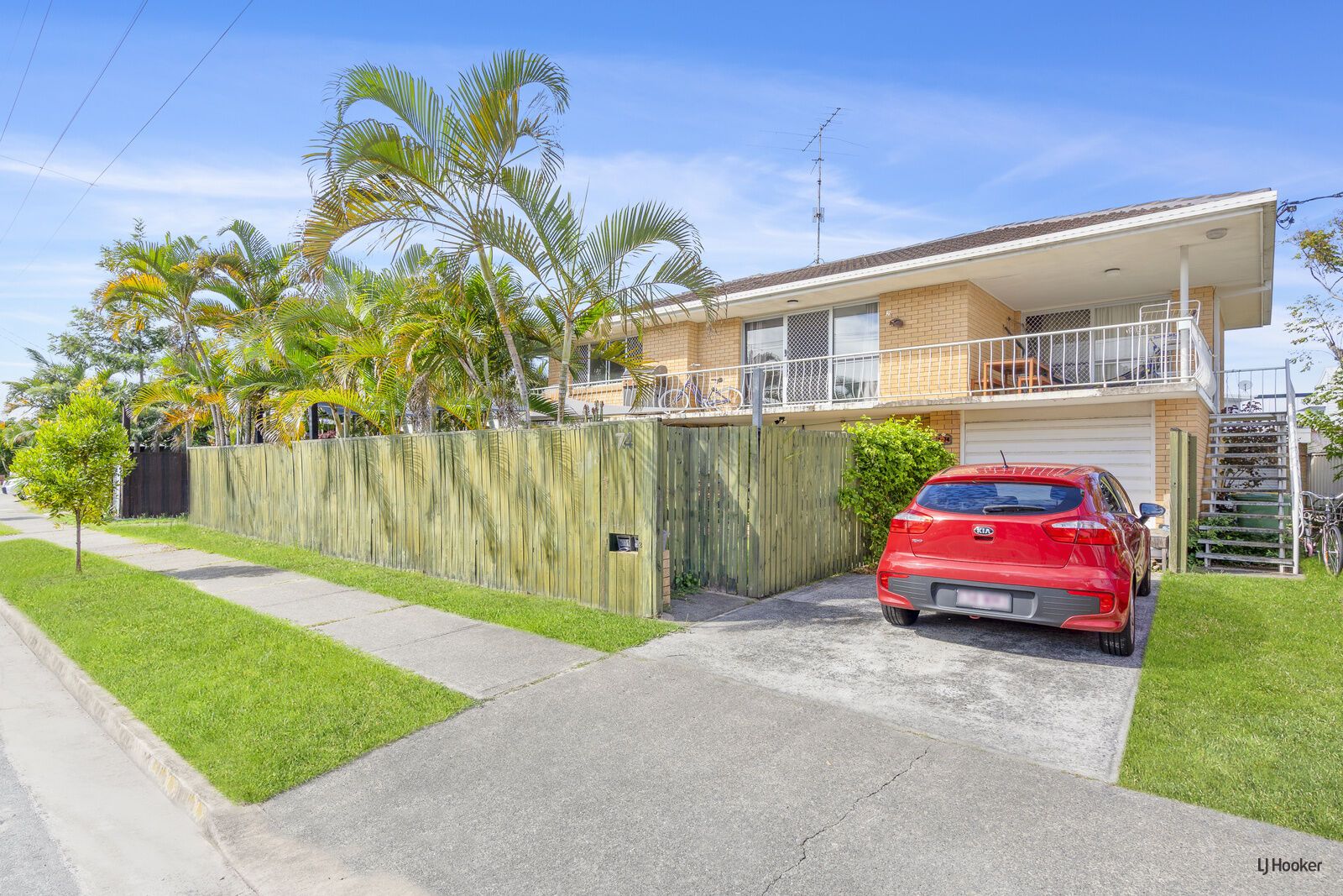 2/74 Tallebudgera Drive, Palm Beach QLD 4221, Image 1