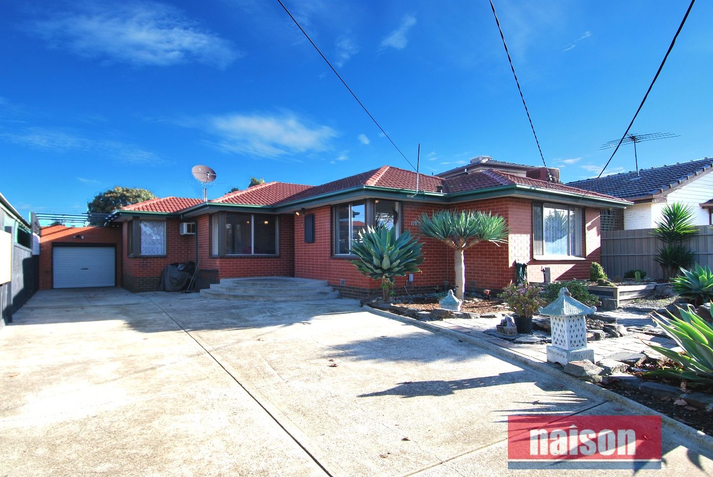 3 bedrooms House in 119 Edgars Road THOMASTOWN VIC, 3074