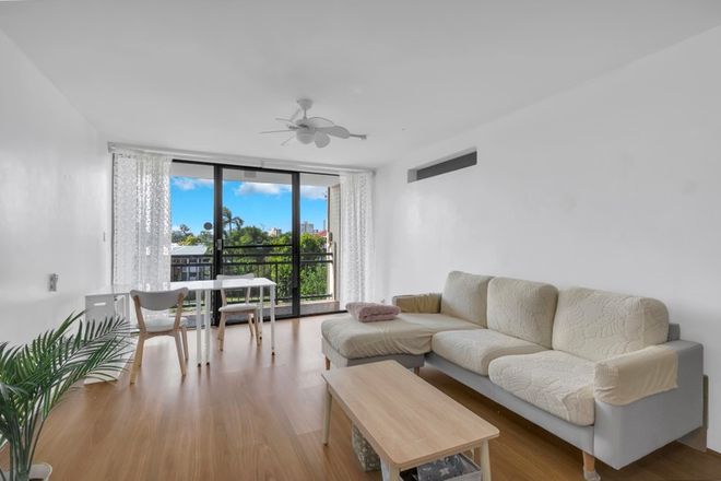 Picture of 4/54 Brisbane Street, ST LUCIA QLD 4067