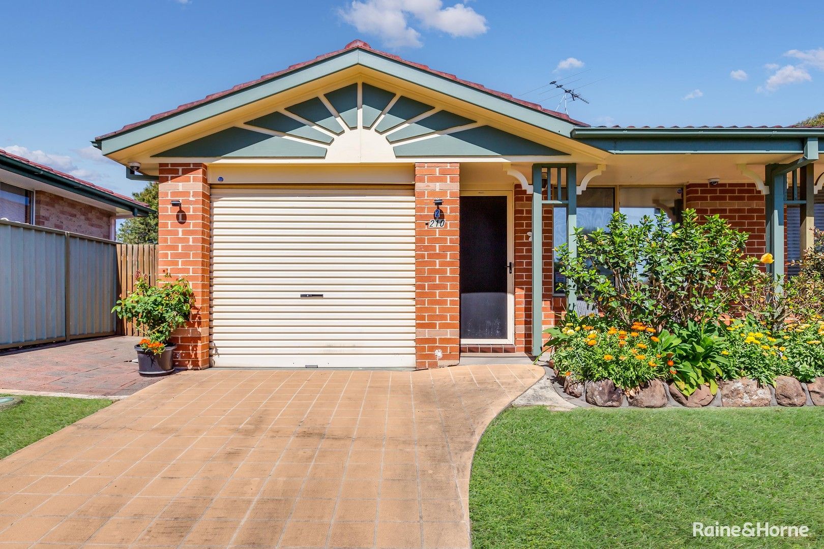 2/210 Maryland Drive, Maryland NSW 2287, Image 0