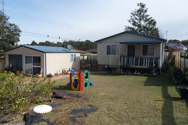 21 INLET AVENUE, Sussex Inlet NSW 2540, Image 0