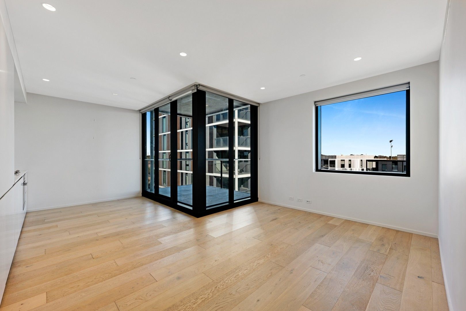 1 bedrooms Apartment / Unit / Flat in 804/7 Evergreen Mews ARMADALE VIC, 3143