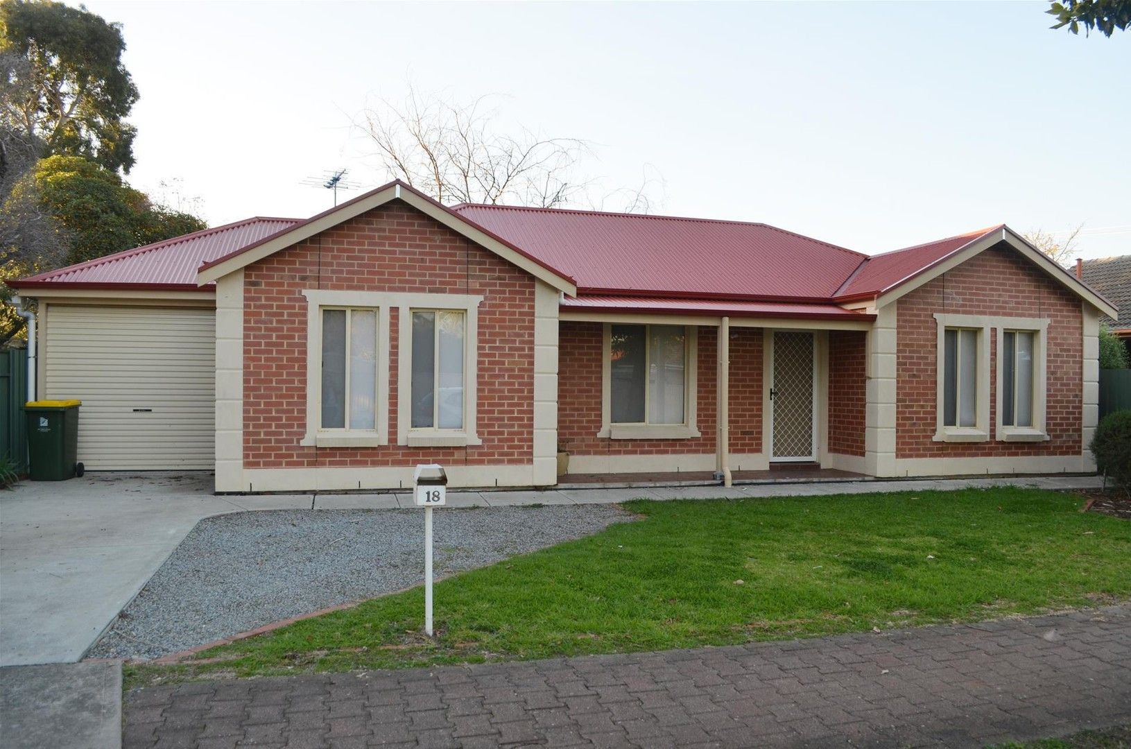 3 bedrooms House in 18 Birch Grove DERNANCOURT SA, 5075