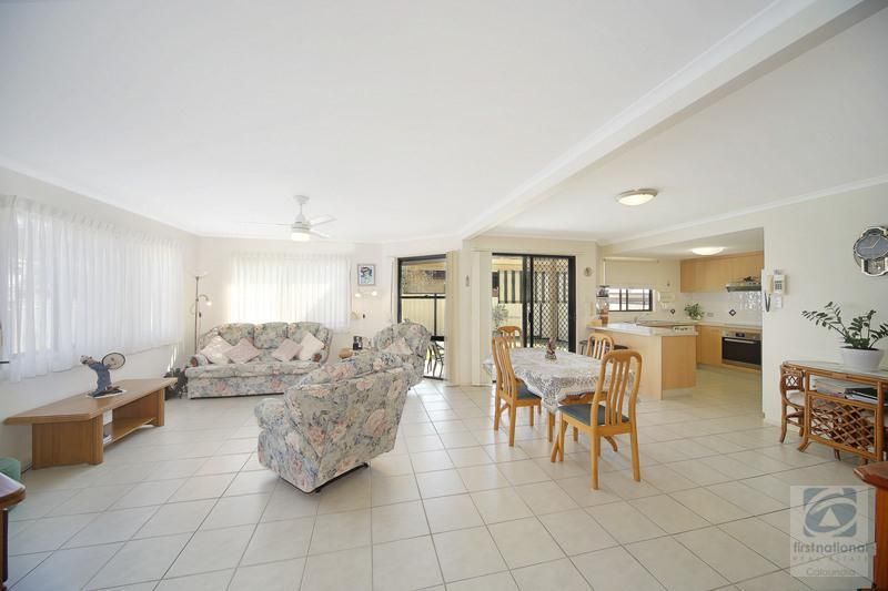 2/5 Oval Avenue, Caloundra QLD 4551, Image 1