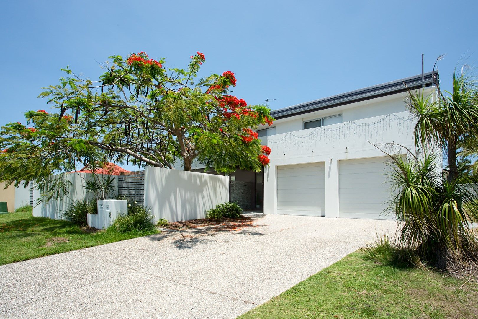 2/8 Samarai Avenue, Runaway Bay QLD 4216, Image 0