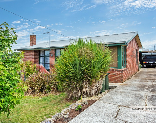 18 Woodward Avenue, Hillcrest TAS 7320