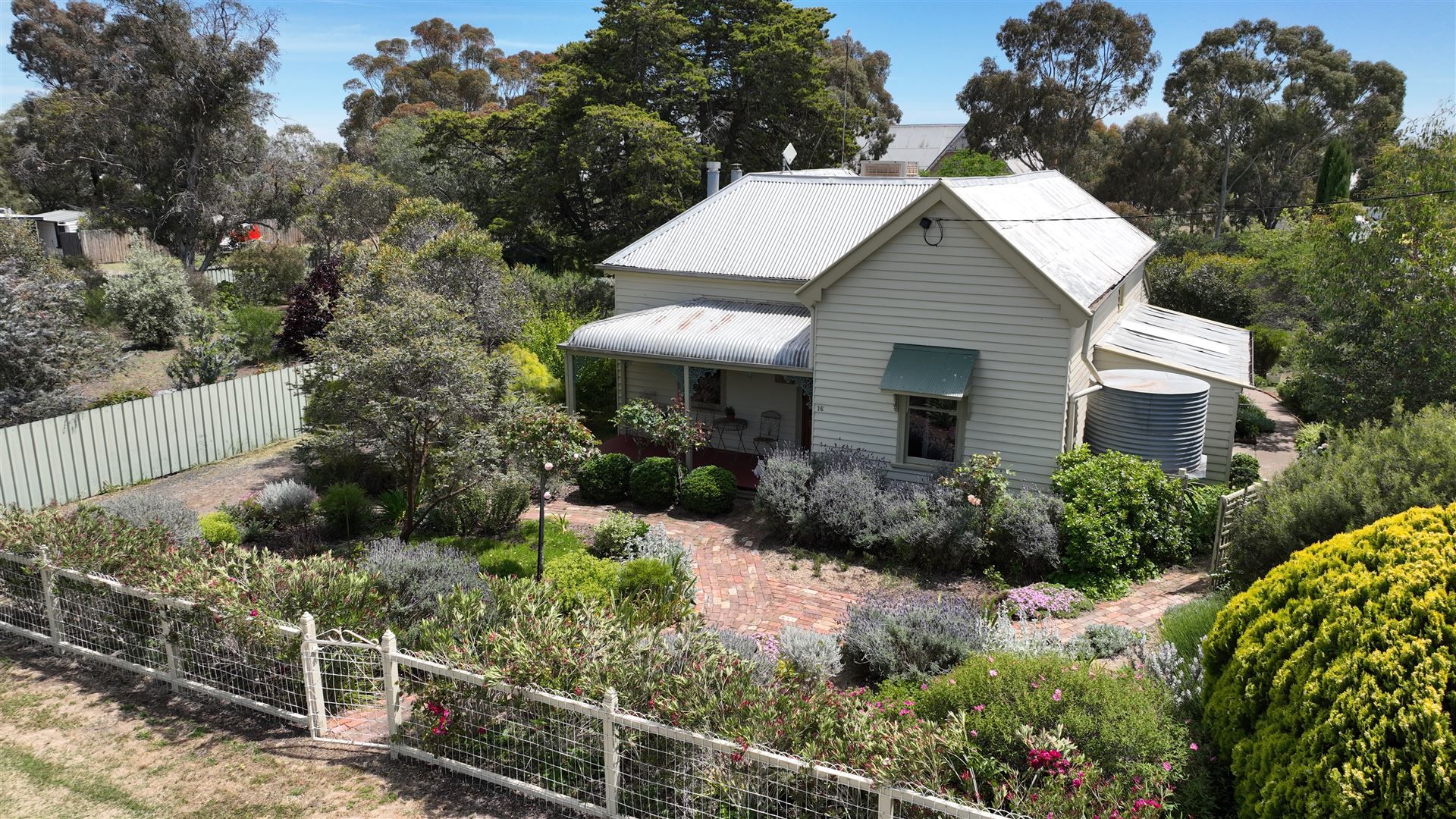 1618 Main Street, Jung Property History & Address Research Domain