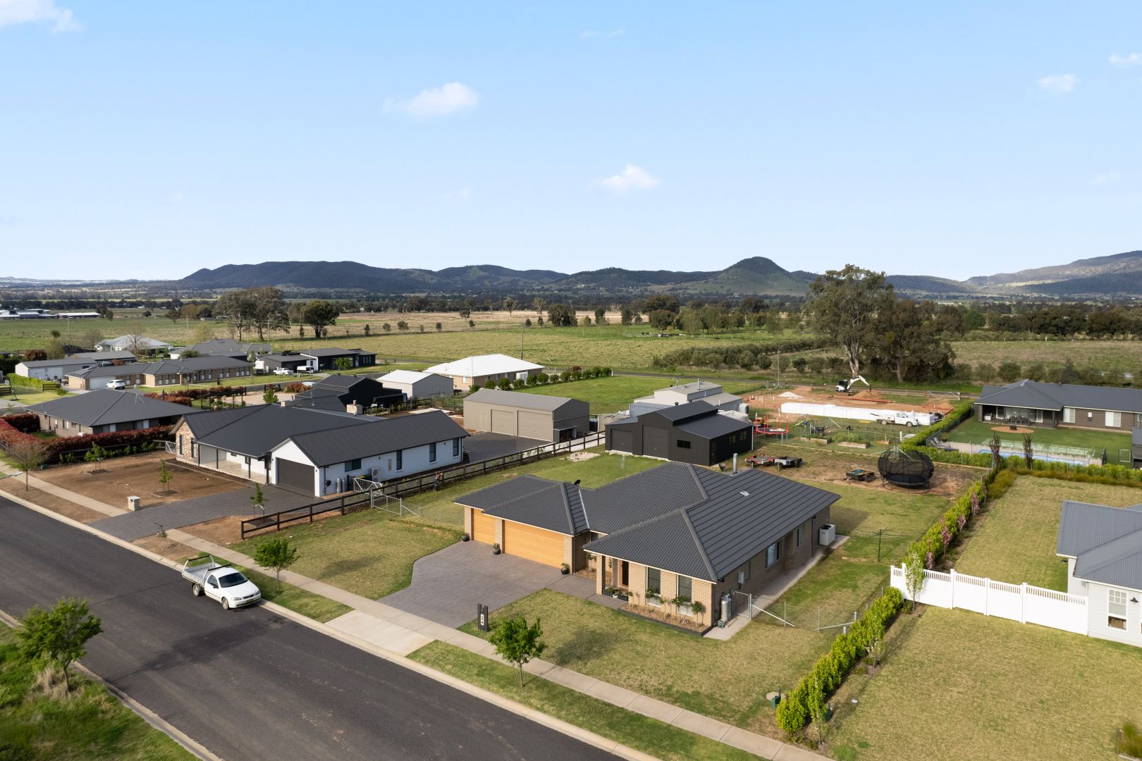 8 Diana Drive, Mudgee NSW 2850 Domain