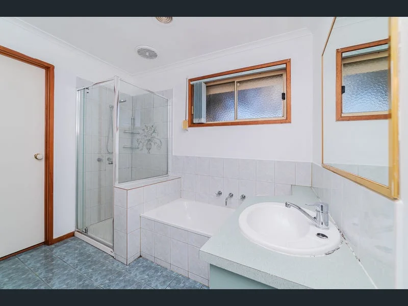 Additional image 20 of 11 Rostron Way, Roxburgh Park VIC 3064