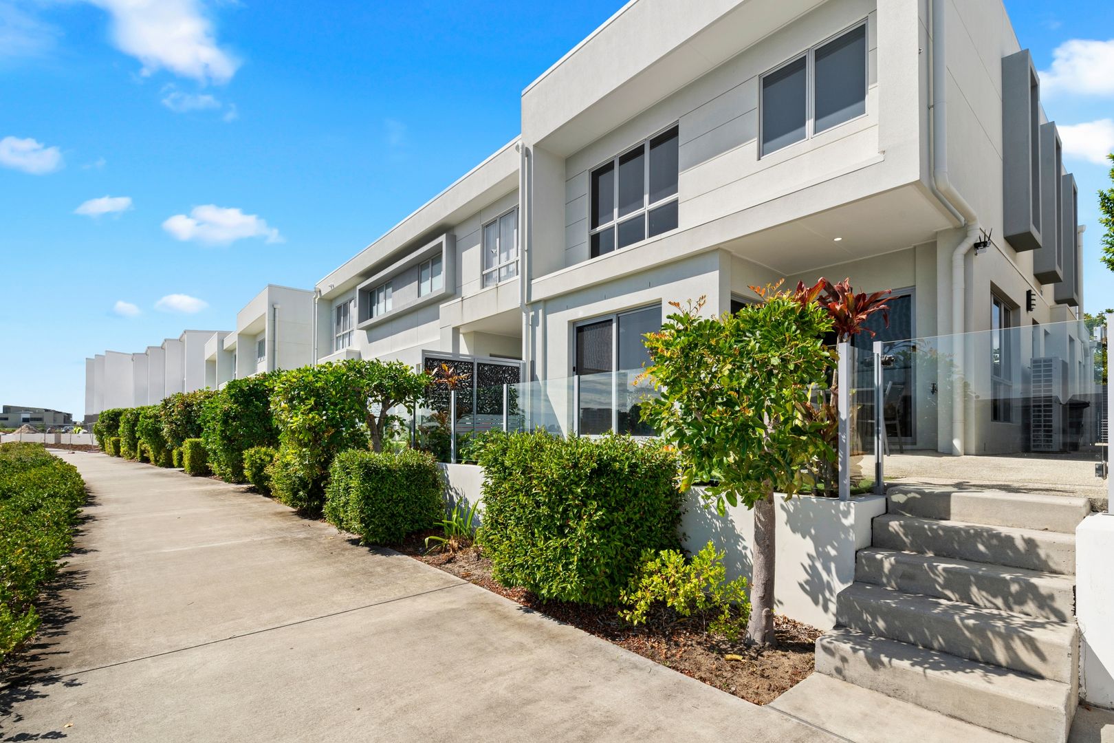 15/156 Marina Quays Boulevard, Hope Island QLD 4212, Image 1