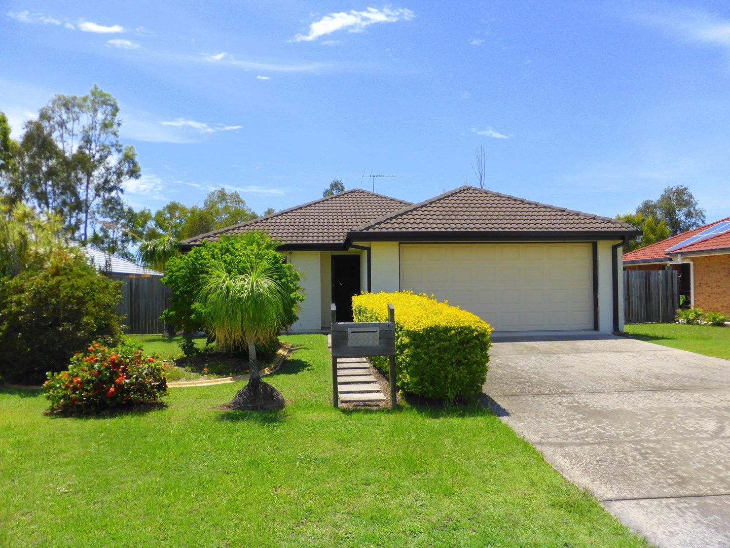 7 Breakwater Court, Deception Bay Property History & Address Research