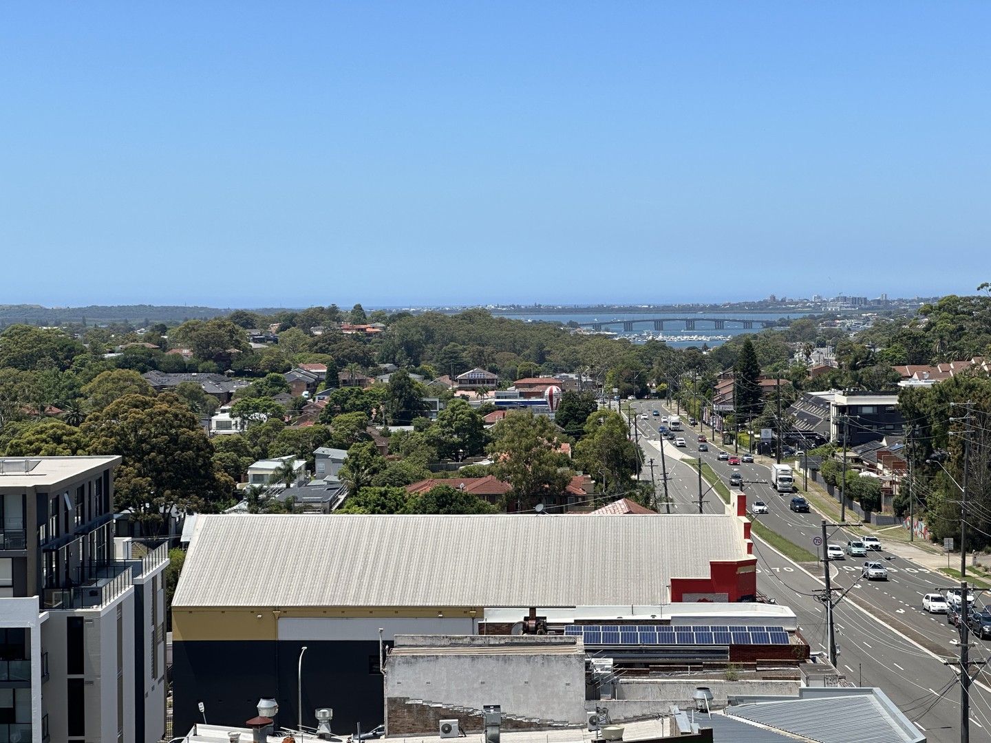 2 bedrooms Apartment / Unit / Flat in 601/9 Derwent Street SOUTH HURSTVILLE NSW, 2221