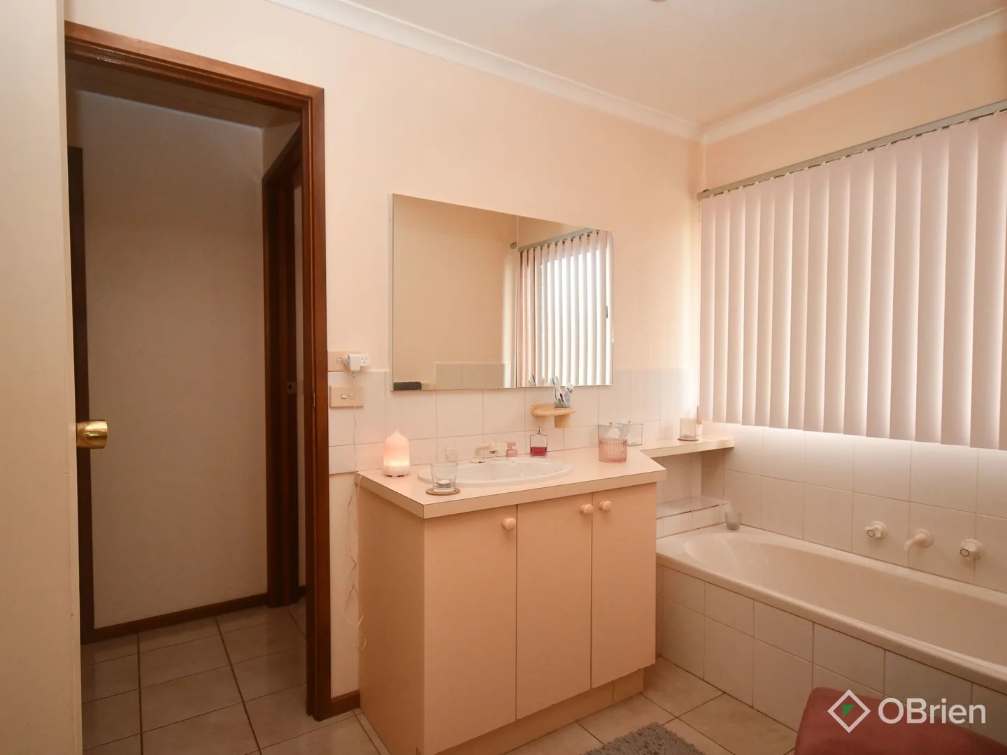 Additional image 8 of 39 West Crescent, Lakes Entrance VIC 3909