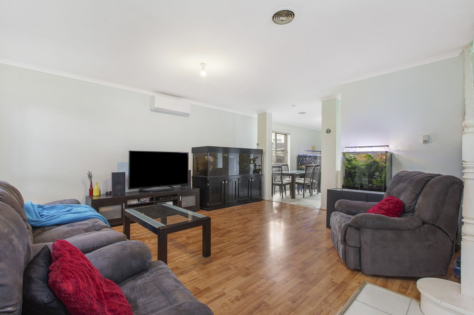 8/31 Loxton Terrace, Epping VIC 3076, Image 2