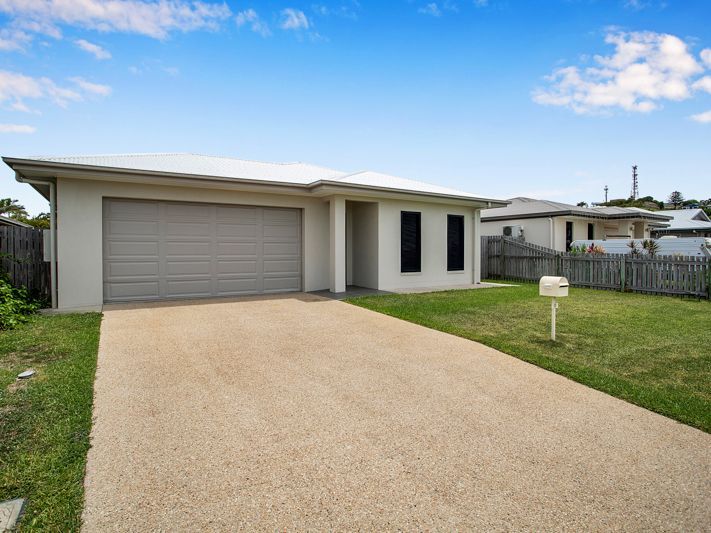 4 bedrooms House in 5 College Court NORTH MACKAY QLD, 4740