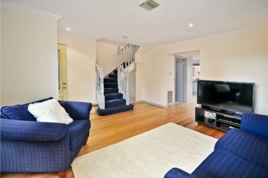 4/72-74 Bridge Street, Eltham VIC 3095, Image 2