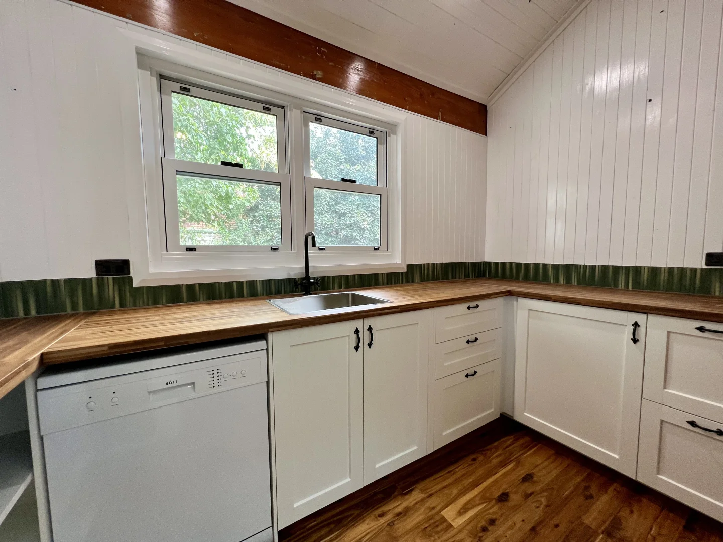 Additional image 19 of 38 Demondrille Street, Young NSW 2594