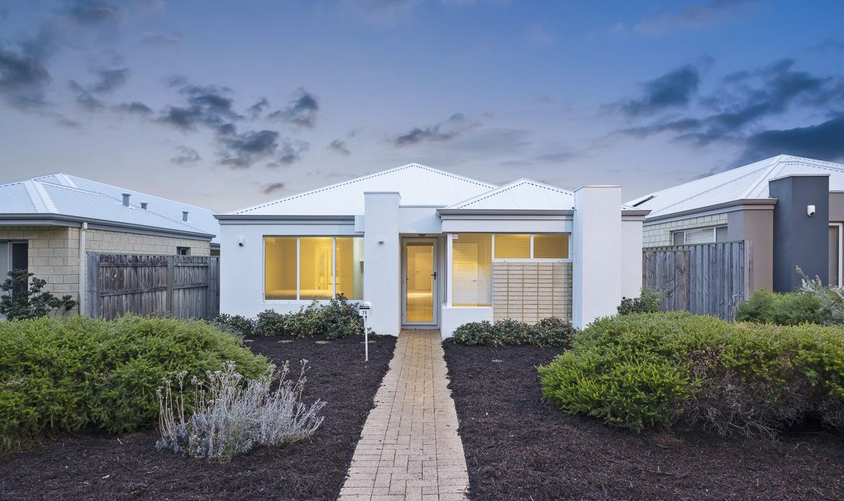 25 Viridis Street, Yanchep WA 6035 House For Rent 630 Domain