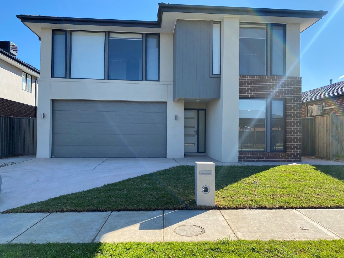 4 bedrooms House in 32 Ravenswood Avenue CLYDE VIC, 3978