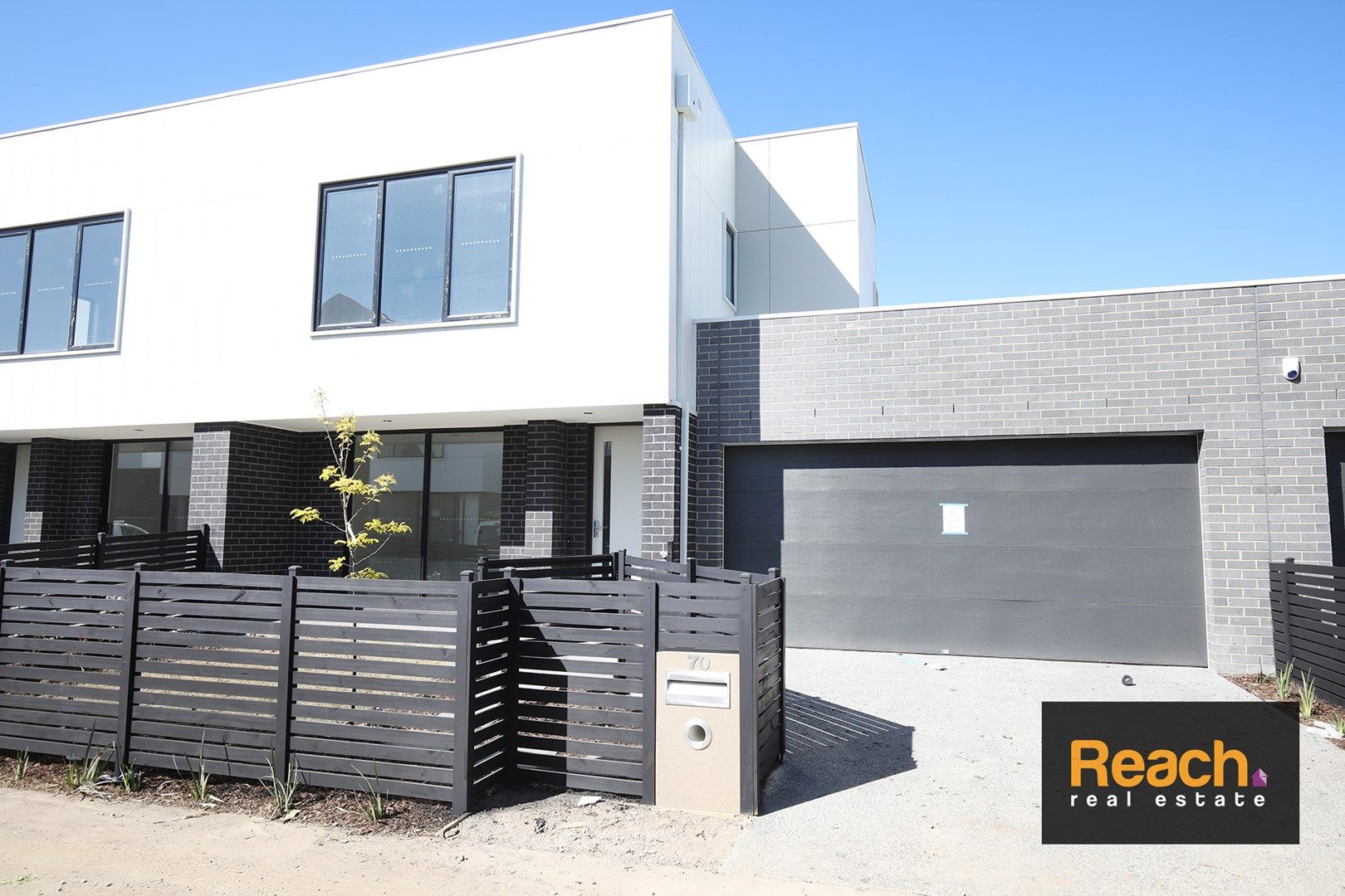 70 Quarter Circuit, Springvale VIC 3171