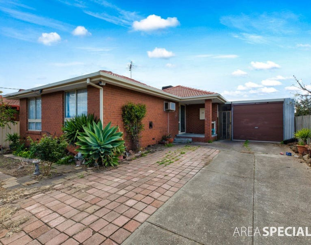 35 Leighton Crescent, Deer Park VIC 3023