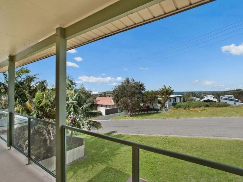 17 Dodds Street, REDHEAD NSW 2290, Image 1