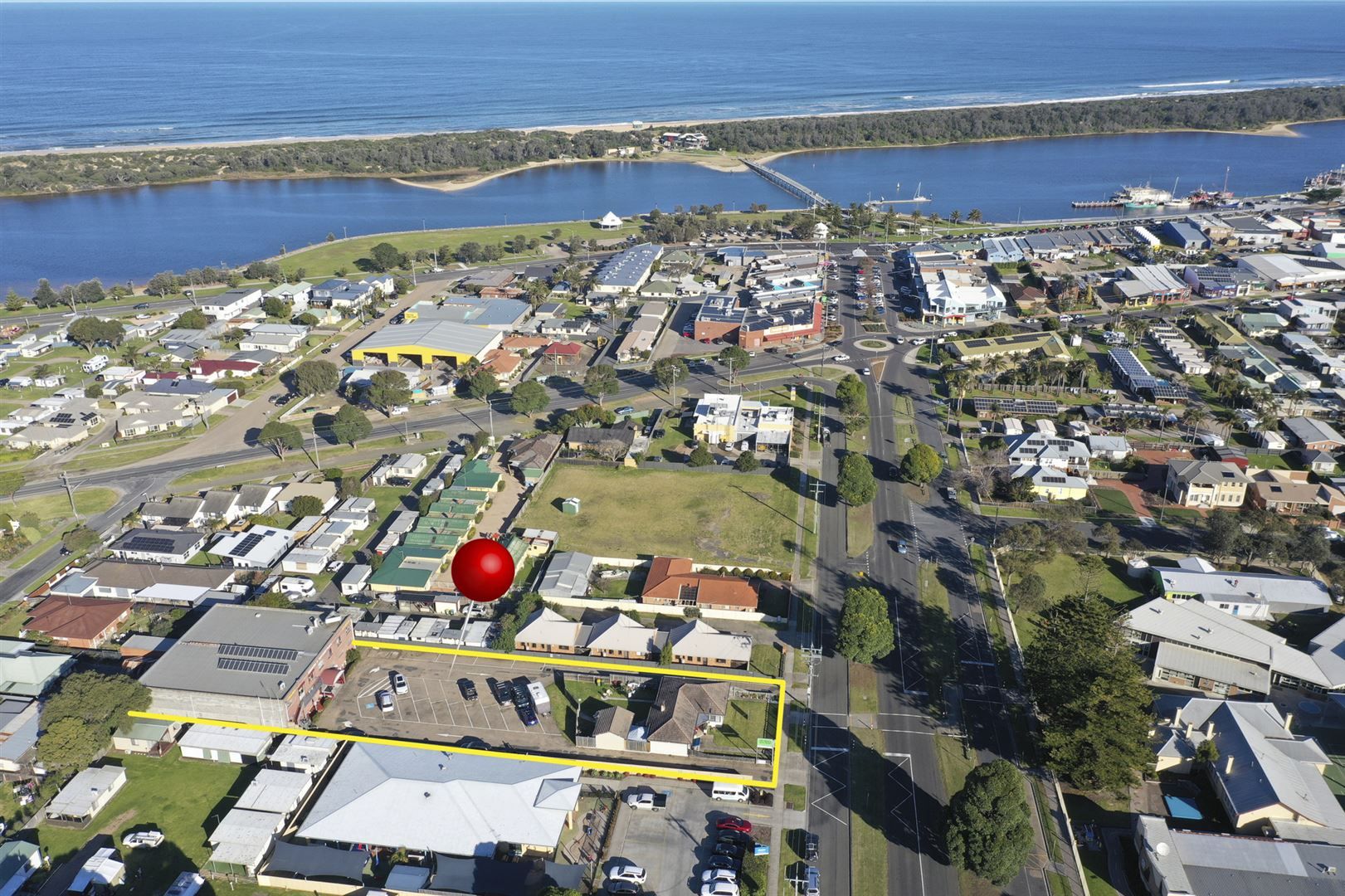 52 Myer St, Lakes Entrance VIC 3909, Image 0