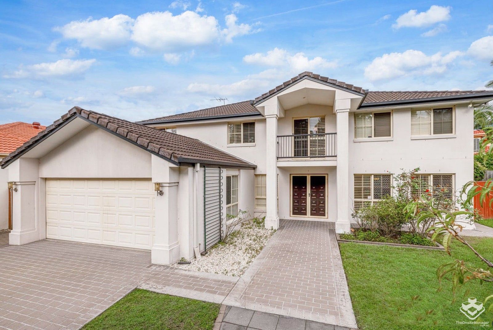 5 bedrooms House in 139 White Cedar Circuit STRETTON QLD, 4116