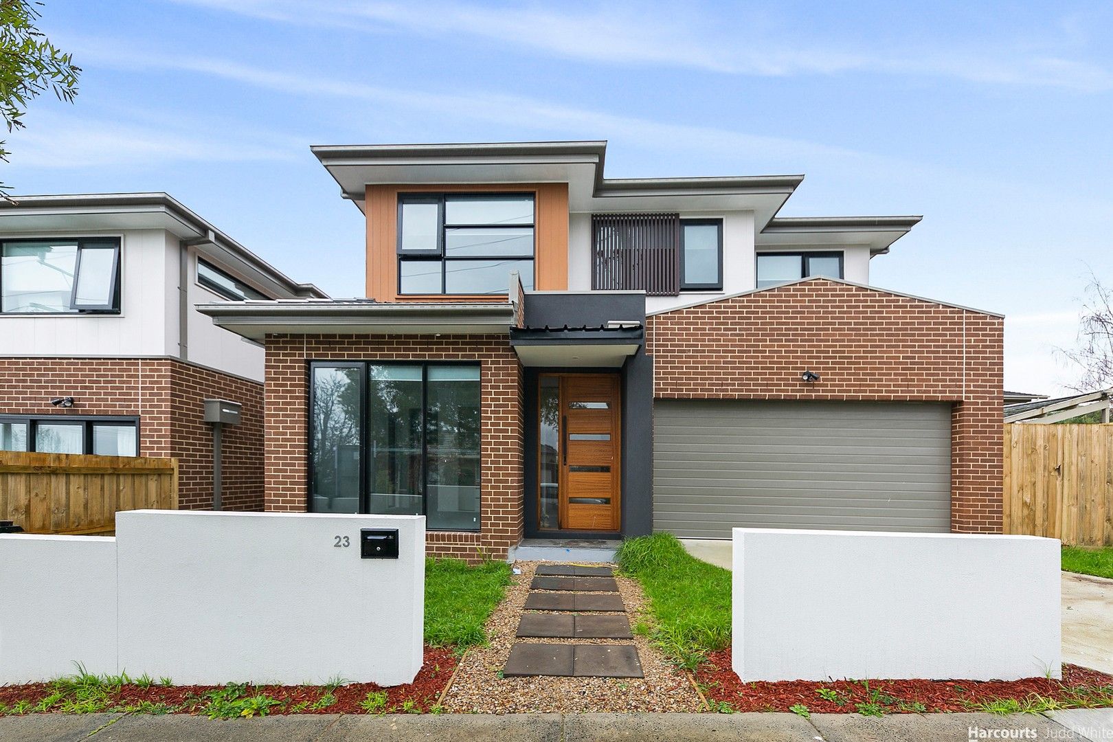 4 bedrooms House in 23 Ophir Road MOUNT WAVERLEY VIC, 3149