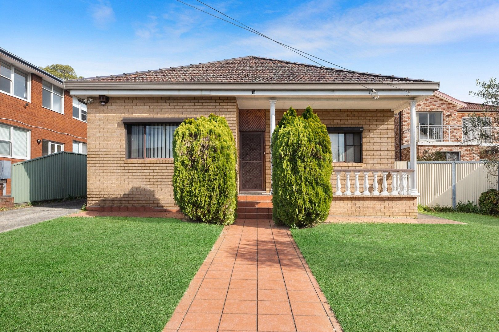 7 bedrooms House in  CAMPSIE NSW, 2194
