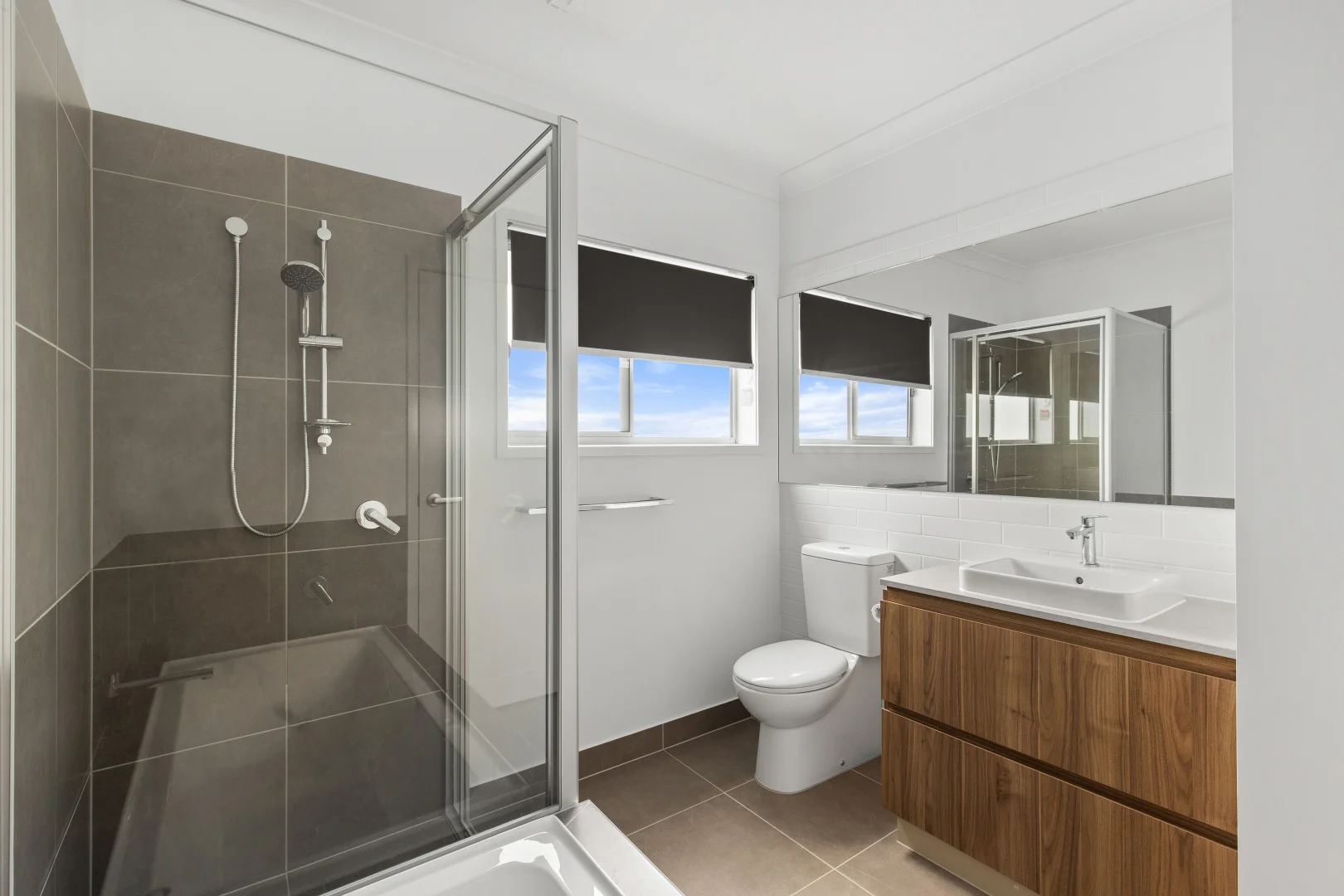 Additional image 9 of 20 Dunstan Cres, Strathpine QLD 4500