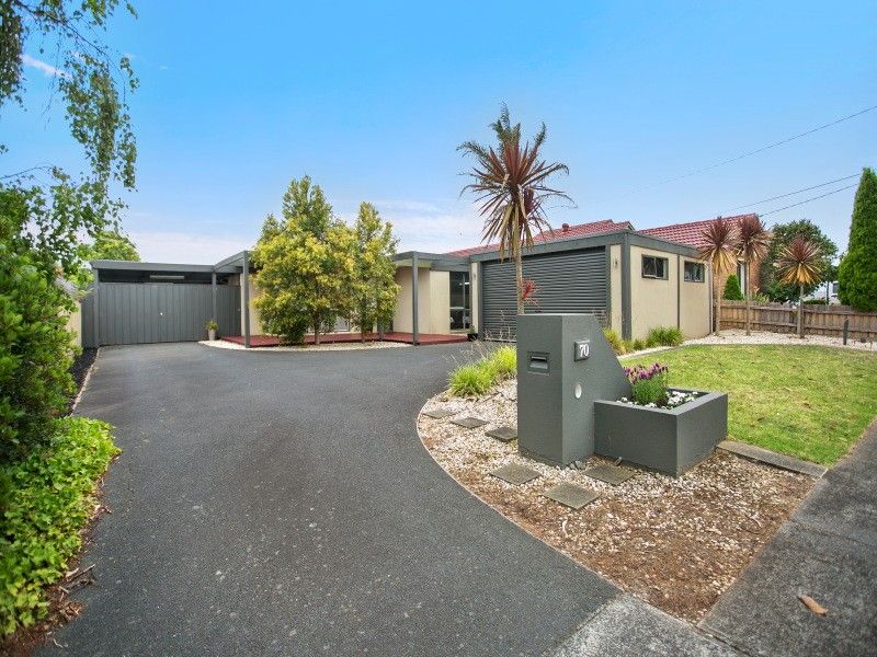 70 Mount Erin Crescent, Frankston South VIC 3199, Image 0