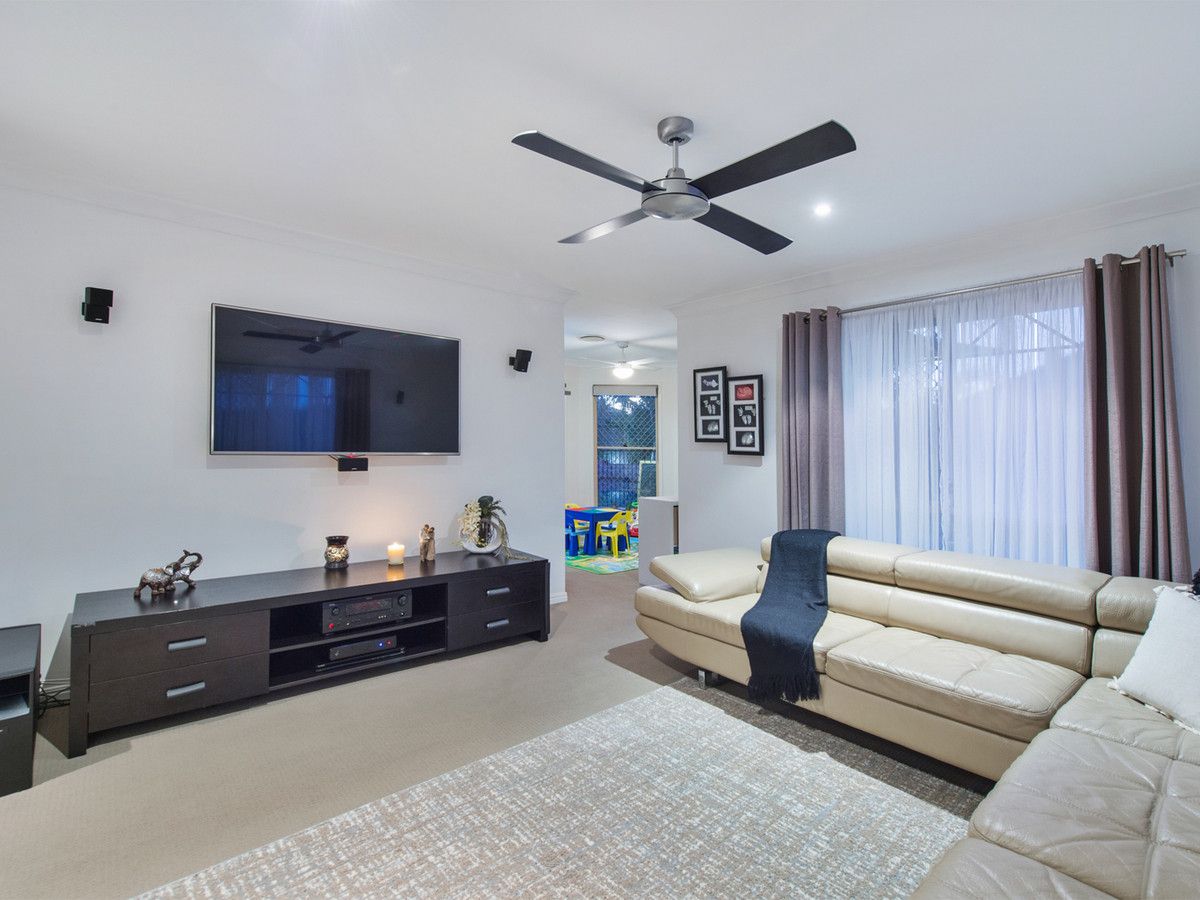 4 Sorrel Place, Ormeau QLD 4208, Image 2