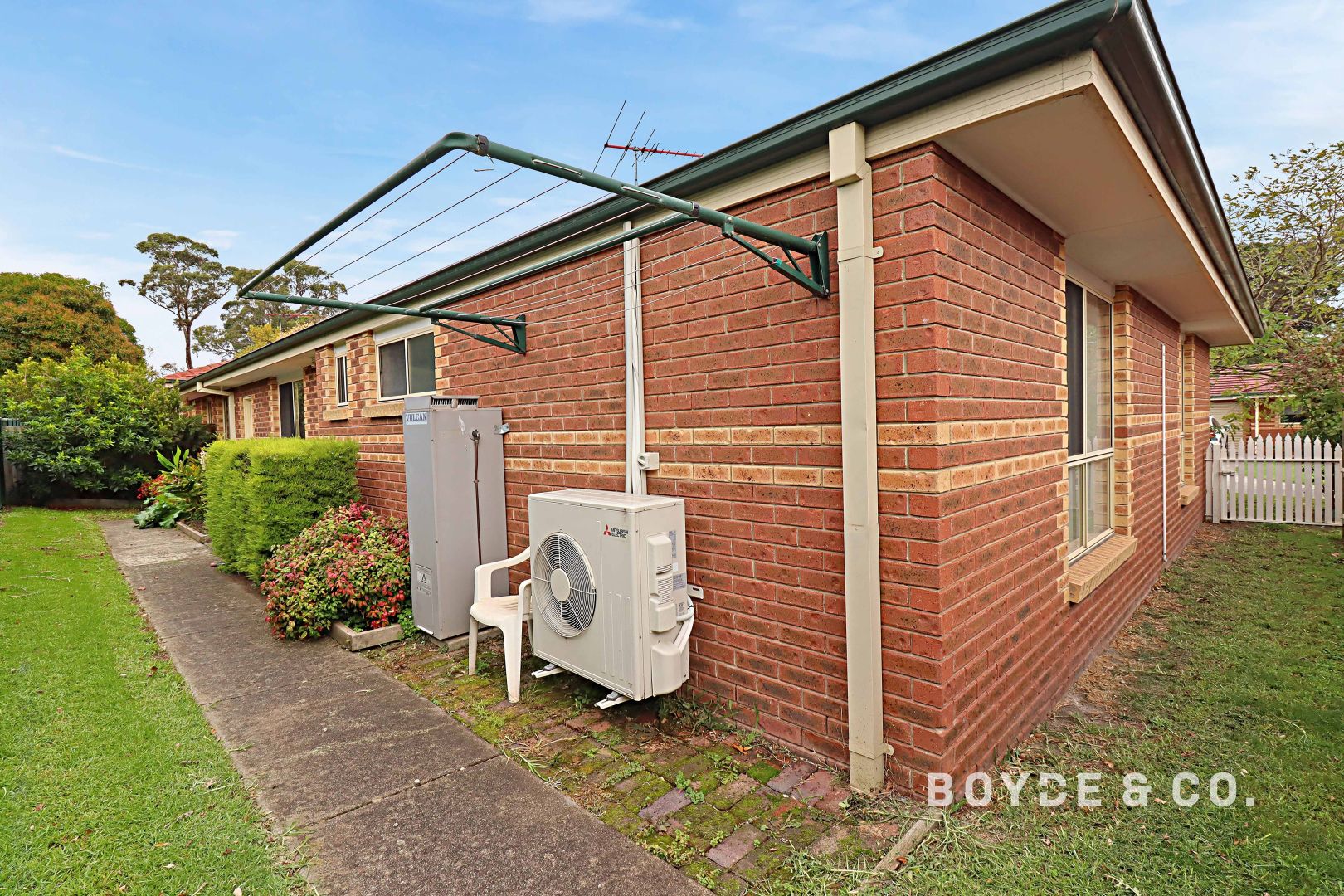 2/11A Abeckett Road, Bunyip VIC 3815, Image 1