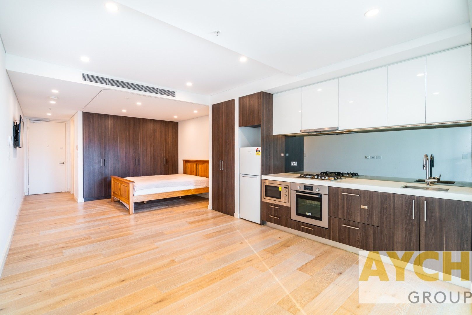 1 bedrooms Apartment / Unit / Flat in 706/84-108 Anzac Parade KENSINGTON NSW, 2033