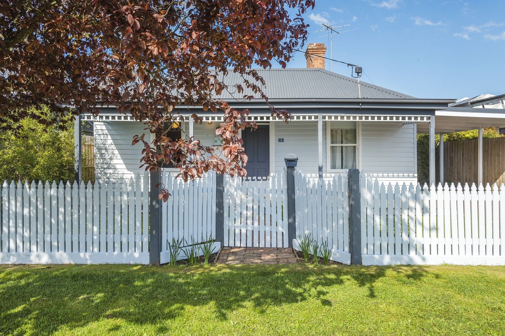 16 Powlett Street, Kyneton VIC 3444, Image 0