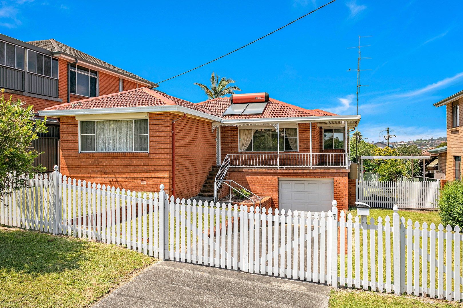 7 Beaurepaire Avenue, Mount Warrigal NSW 2528, Image 0