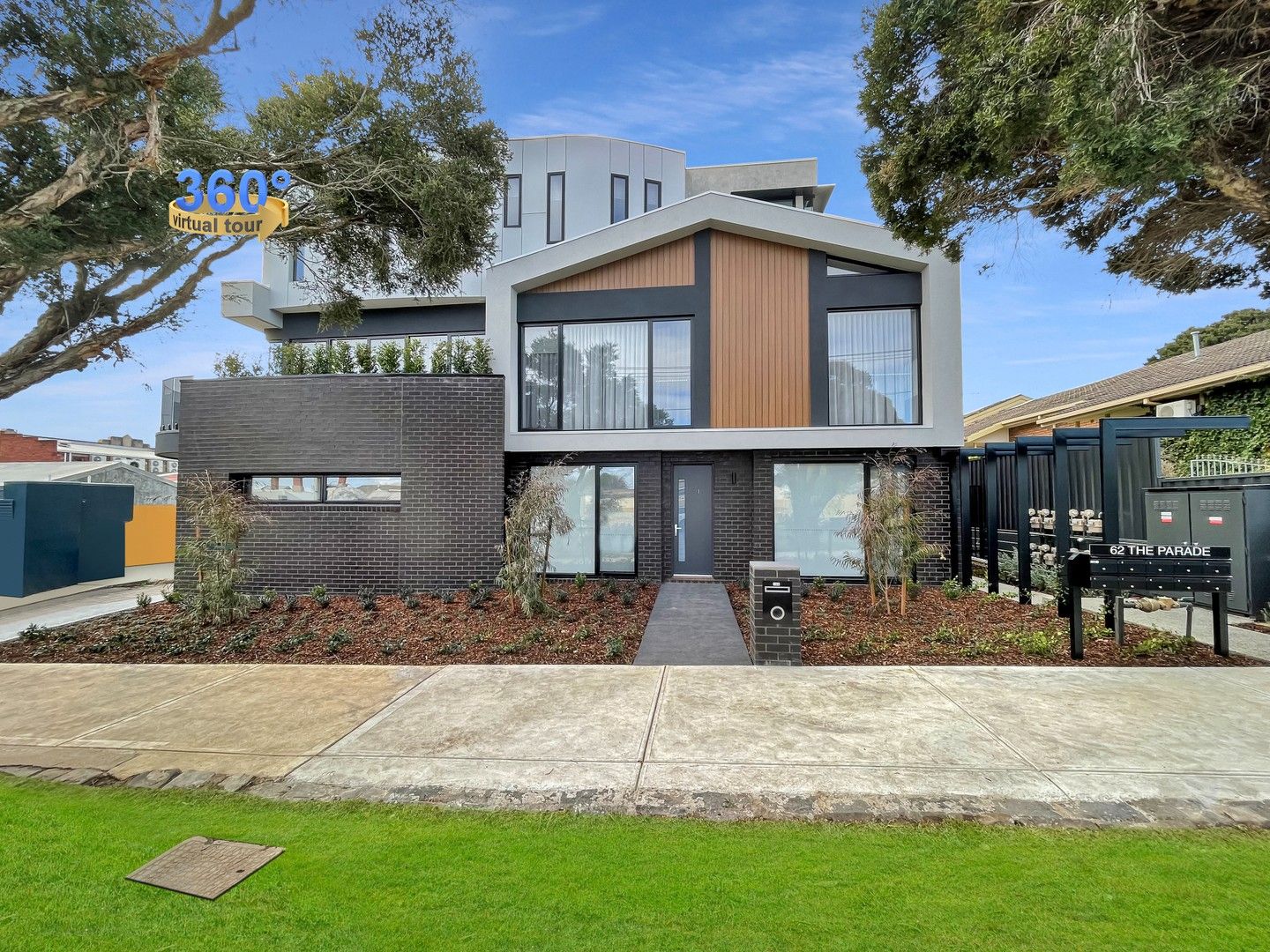 3 bedrooms Townhouse in 2/62 The Parade ASCOT VALE VIC, 3032