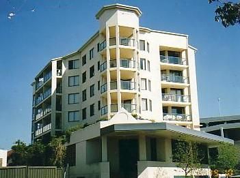 3 bedrooms Apartment / Unit / Flat in 12/1-5A The Avenue HURSTVILLE NSW, 2220