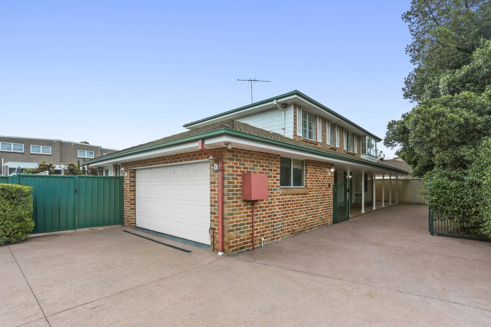 122a Roberts Road, Greenacre NSW 2190